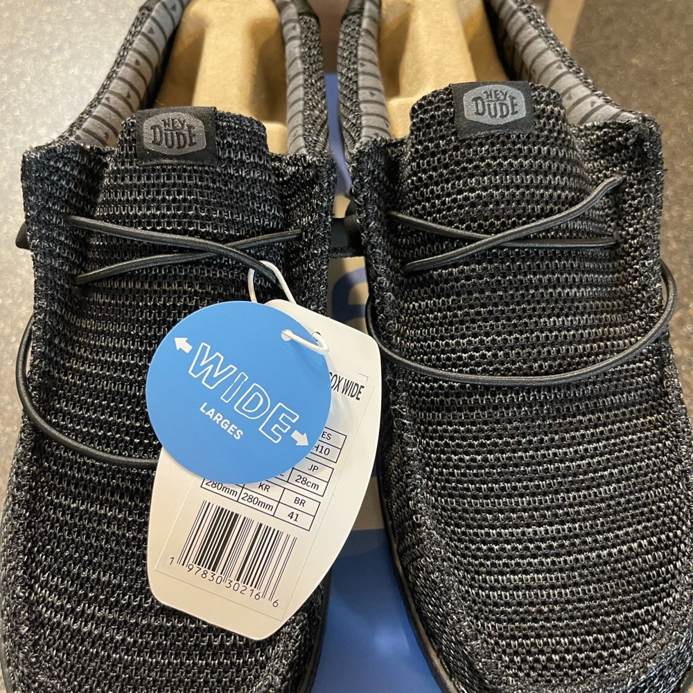 Hey Dude Black Loafers Sleek Woven Slip-Ons